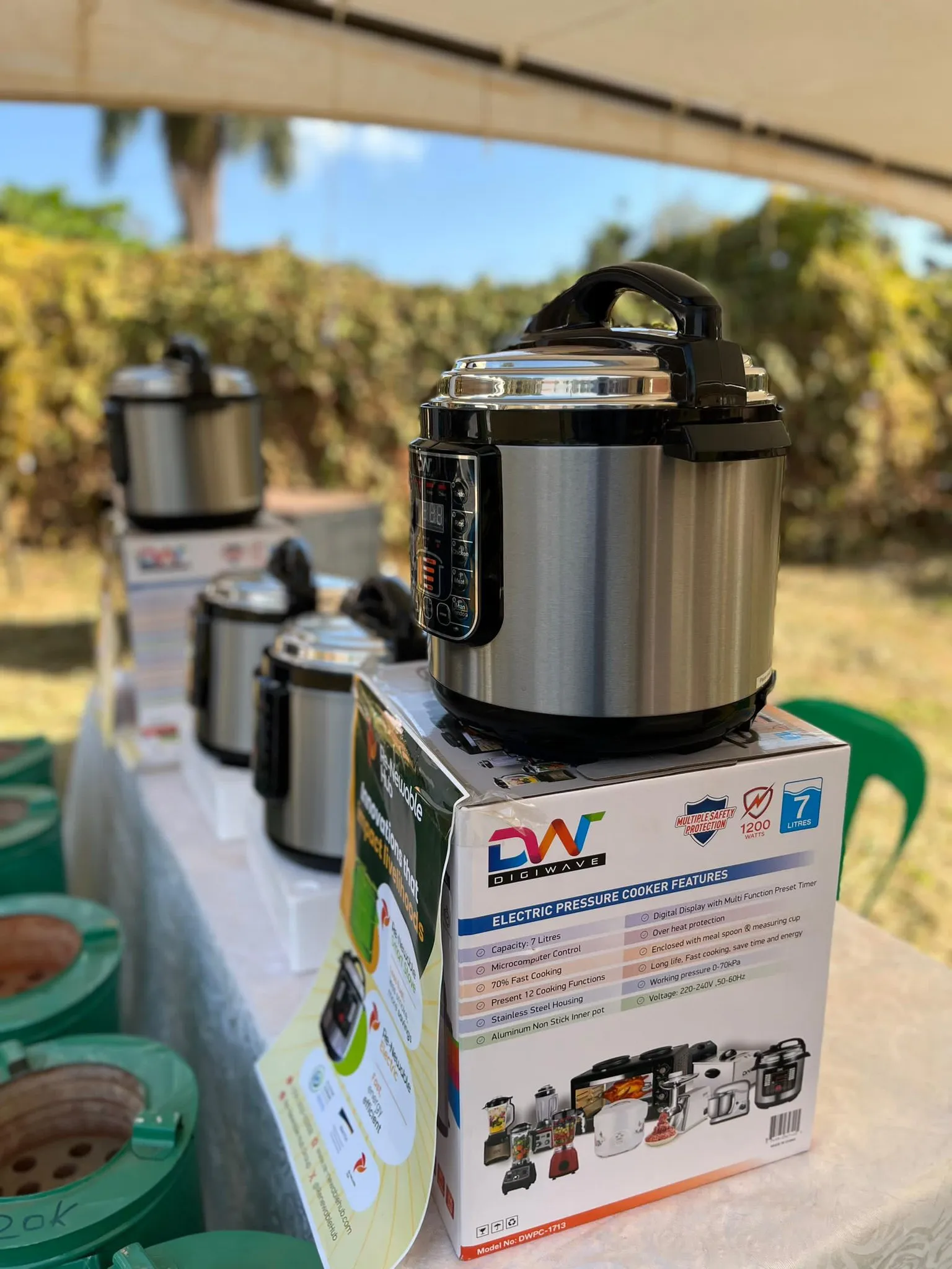 Electric Pressure Cookstove 001